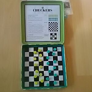 💲1⃣▶Classic Checkers Game Set - Green and Yellow